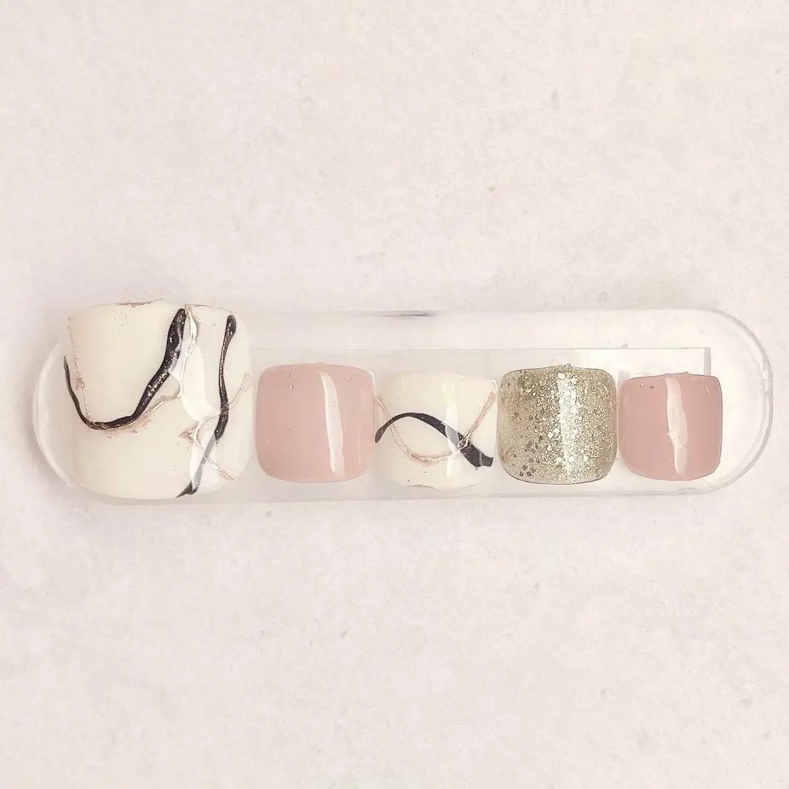 ネイル TiaryNail ERIKAのネイルデザイン