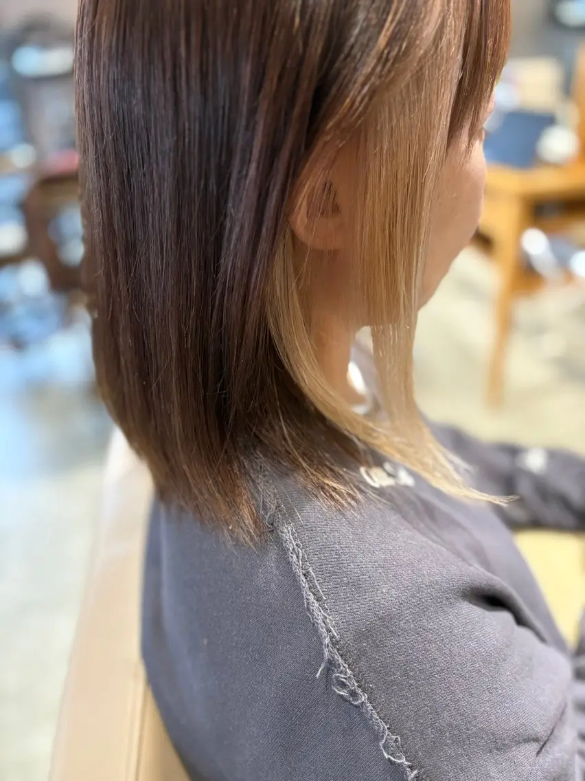 ミディアム 三瓶 眞実子のヘアスタイル
