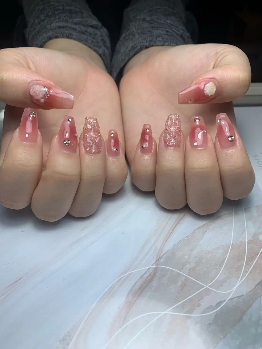 ネイル akina nailsのネイルデザイン