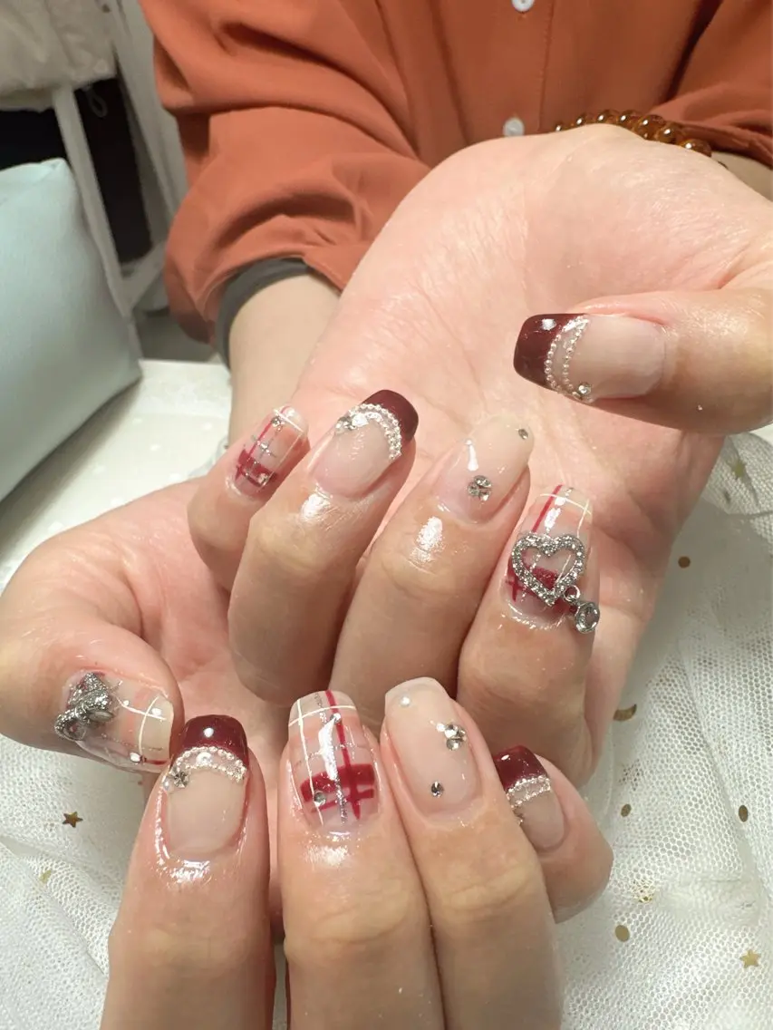 ネイル ハンドネイル Max nail&eyeのネイルデザイン