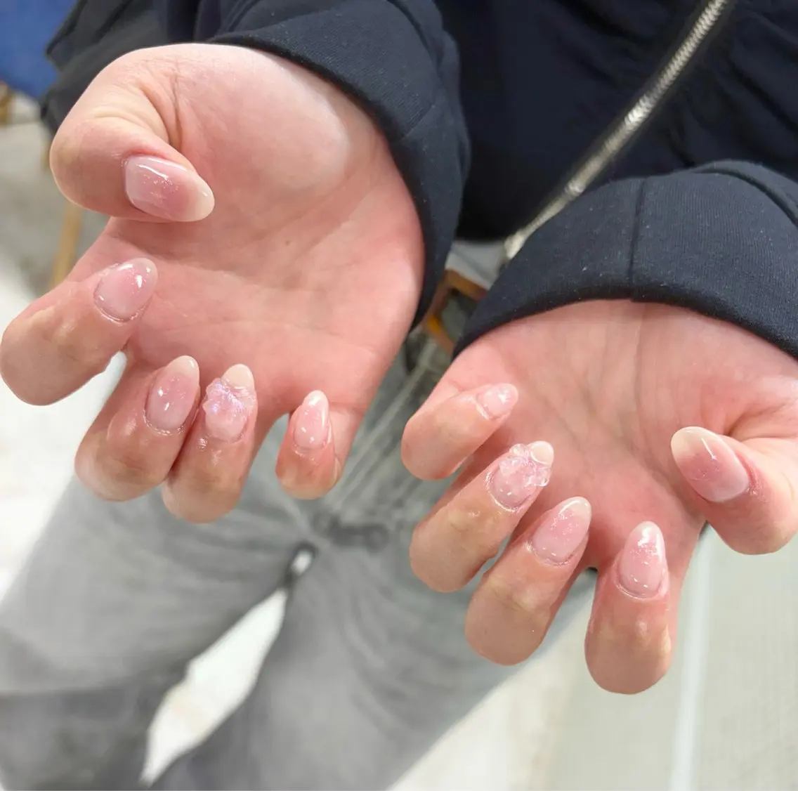 ネイル 持ち込み 吉田 里菜のネイルデザイン