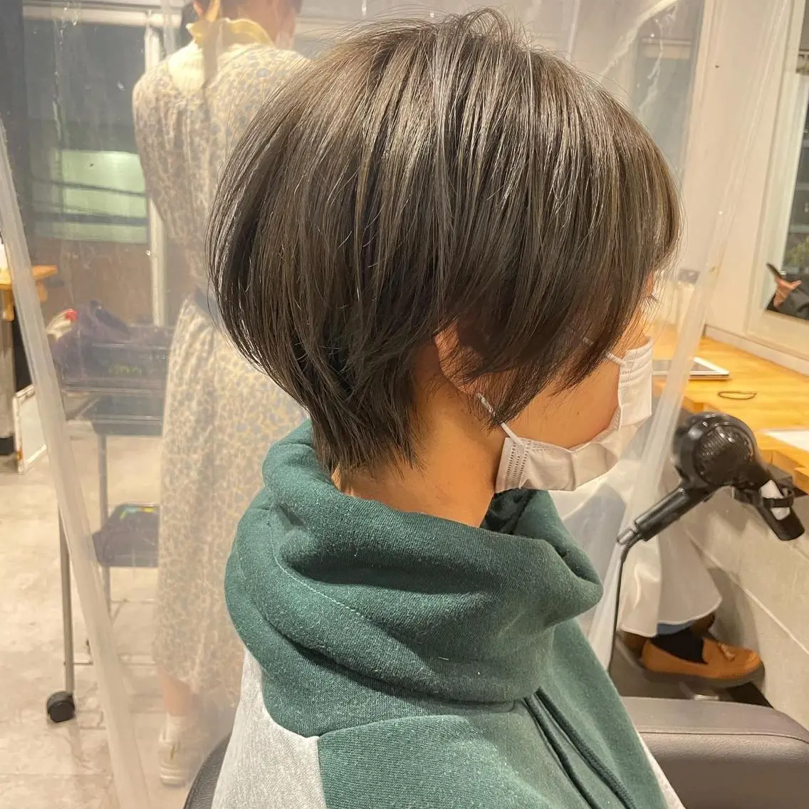 ショート カラー カット ヘアカラー トリートメント ヘッドスパ 🦋ハイトーンボブ ショート🦋トシキのヘアスタイル