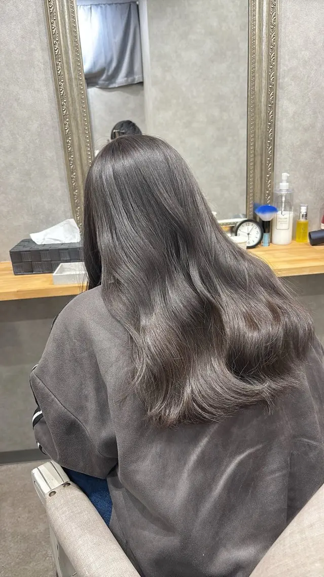 ロング アッシュ ヘアカラー 透明感カラー/ ブリーチ無し/RYOのヘアスタイル