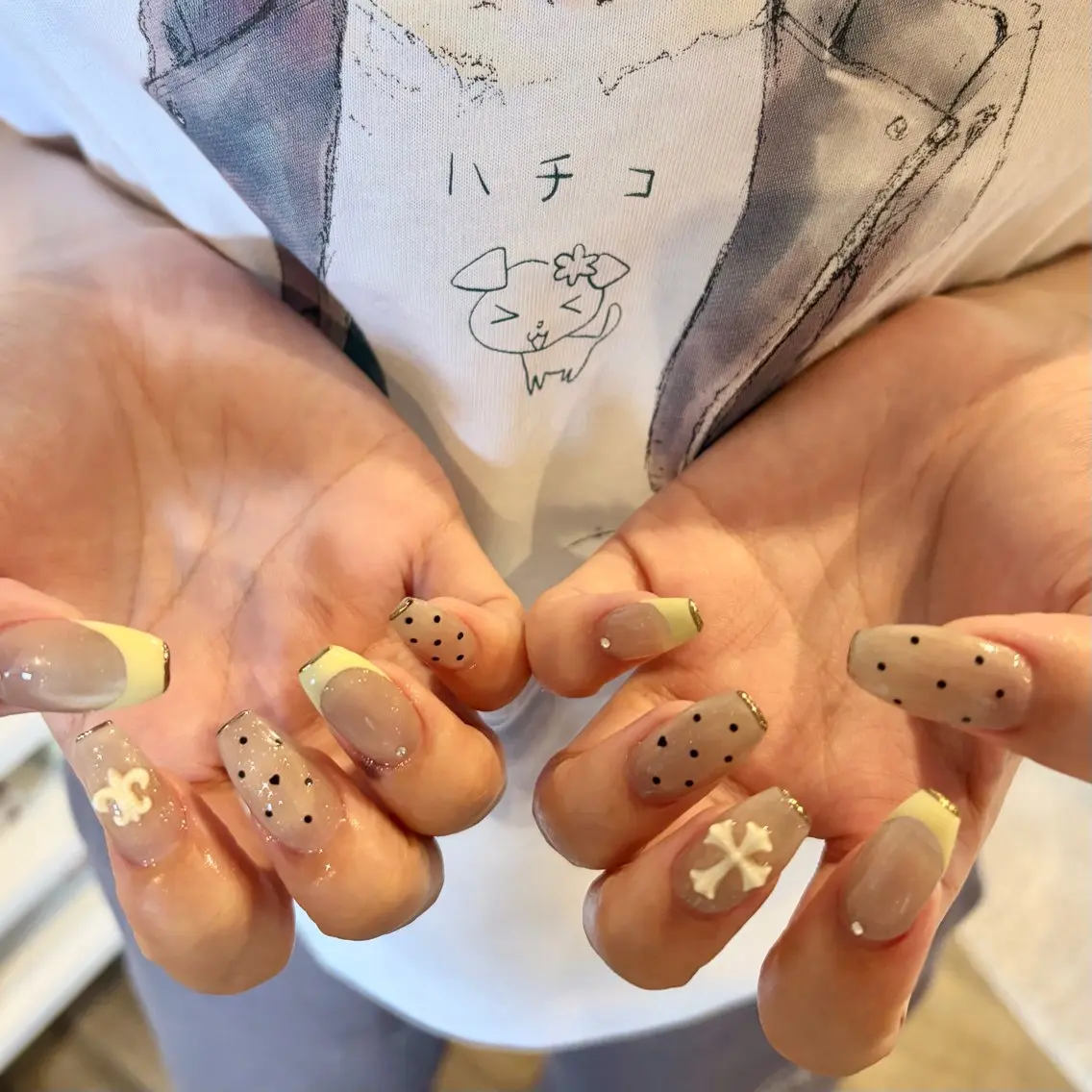 ネイル フレンチネイル 黄色 yuri .のネイルデザイン