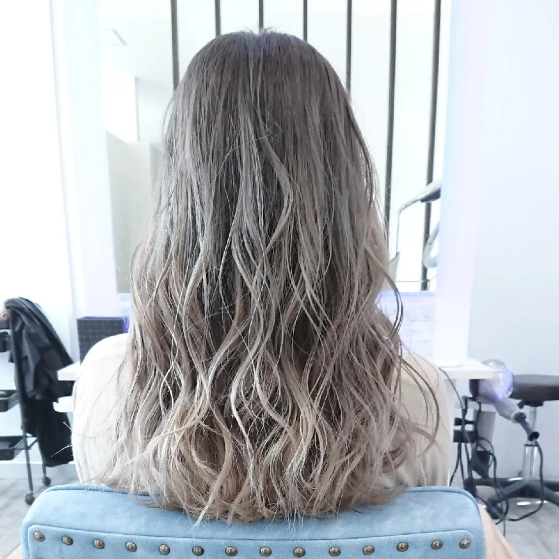 ヘアアレンジ ロング カラー ヘアカラー トリートメント 小林 伸行のヘアスタイル