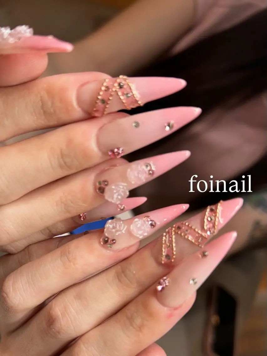 ネイル アートネイル 持ち込み スカルプネイル ネイルチップ FOI NAILのネイルデザイン