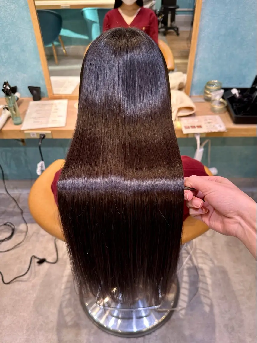ロング カット ヘアカラー 縮毛矯正 トリートメント 縮毛矯正 髪質改善 韓国風レイヤー 吉田のヘアスタイル