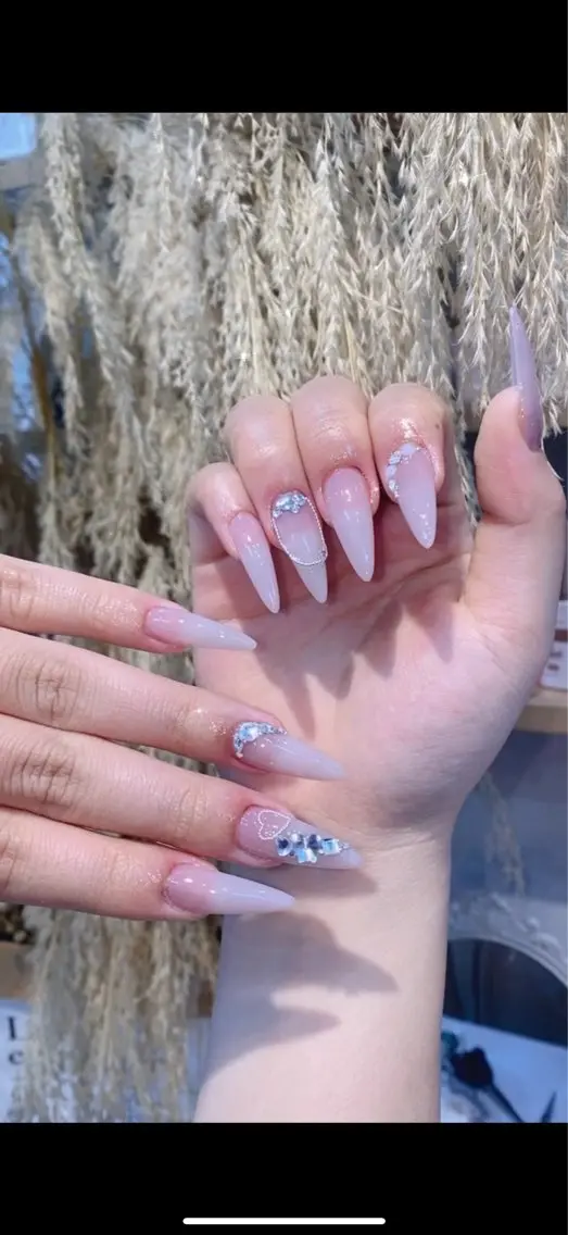 ネイル 韓国ネイル マグネットネイル 持ち込み ハンドネイル Dyo Nail_Royalのネイルデザイン