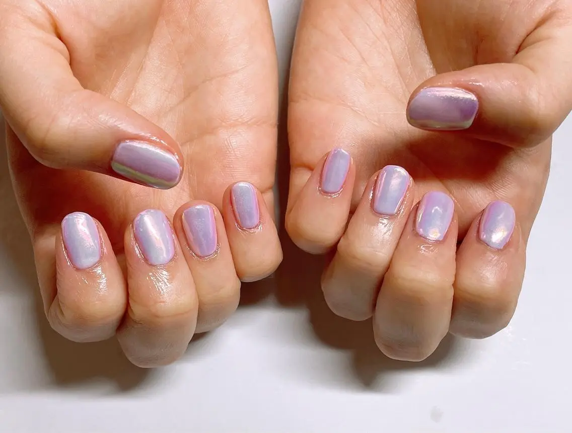 ネイル オーロラネイル VIERU 🌈🎀💖のネイルデザイン