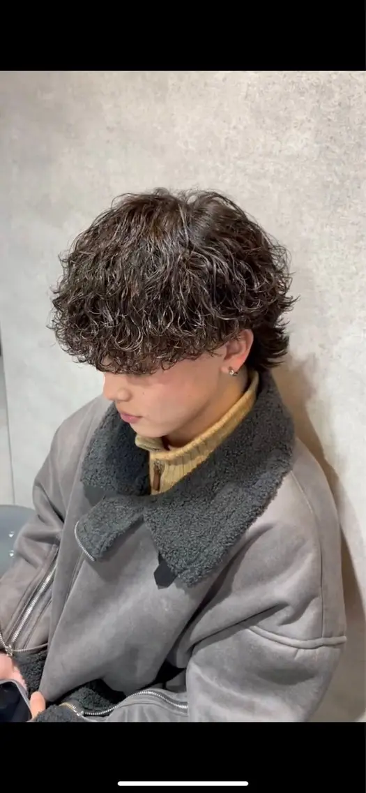 ショート パーマ ヘアアレンジ メンズ メンズパーマ 波巻きパーマ 川合 智之のヘアスタイル