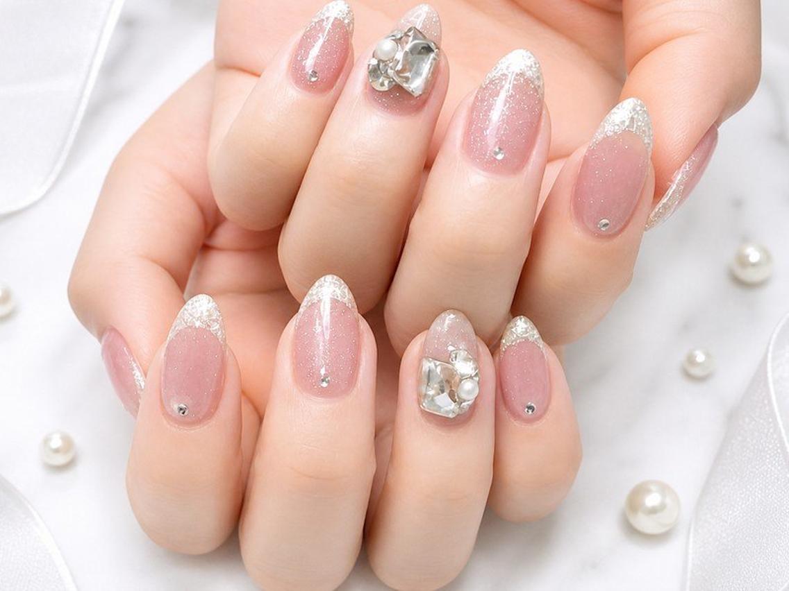 ネイル フレンチネイル ガラスフレンチ マグネットネイル ハンドネイル Lili Nail Studio西荻窪店のネイルデザイン