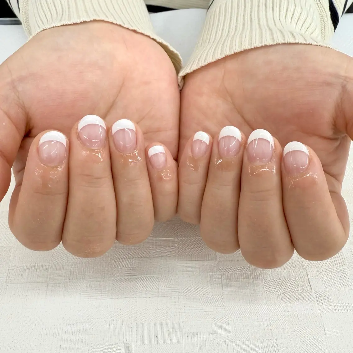ネイル MAXKELLY正池 白フレンチ募集🕊️のネイルデザイン