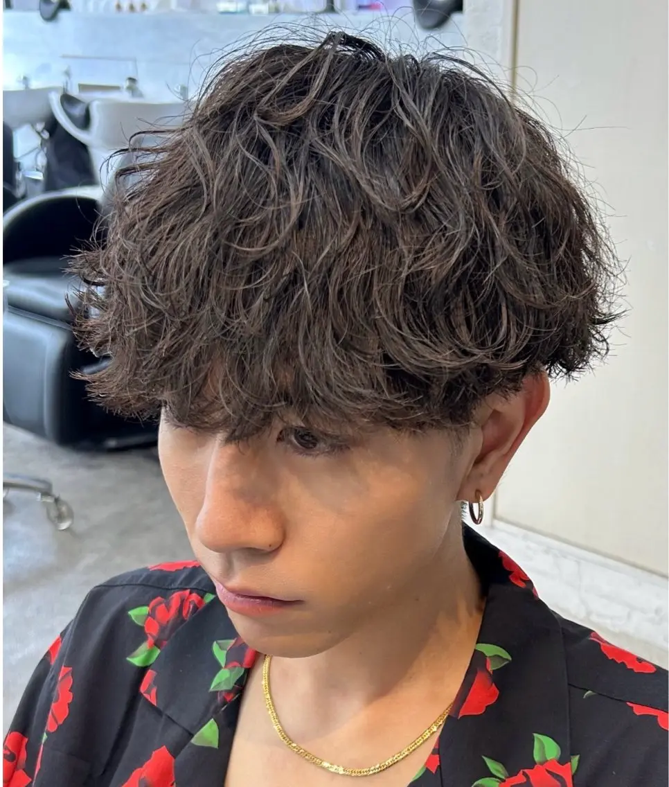 パーマ メンズ メンズパーマ 波巻きパーマ カット パーマ fifth札幌 遠藤 煌弥のヘアスタイル