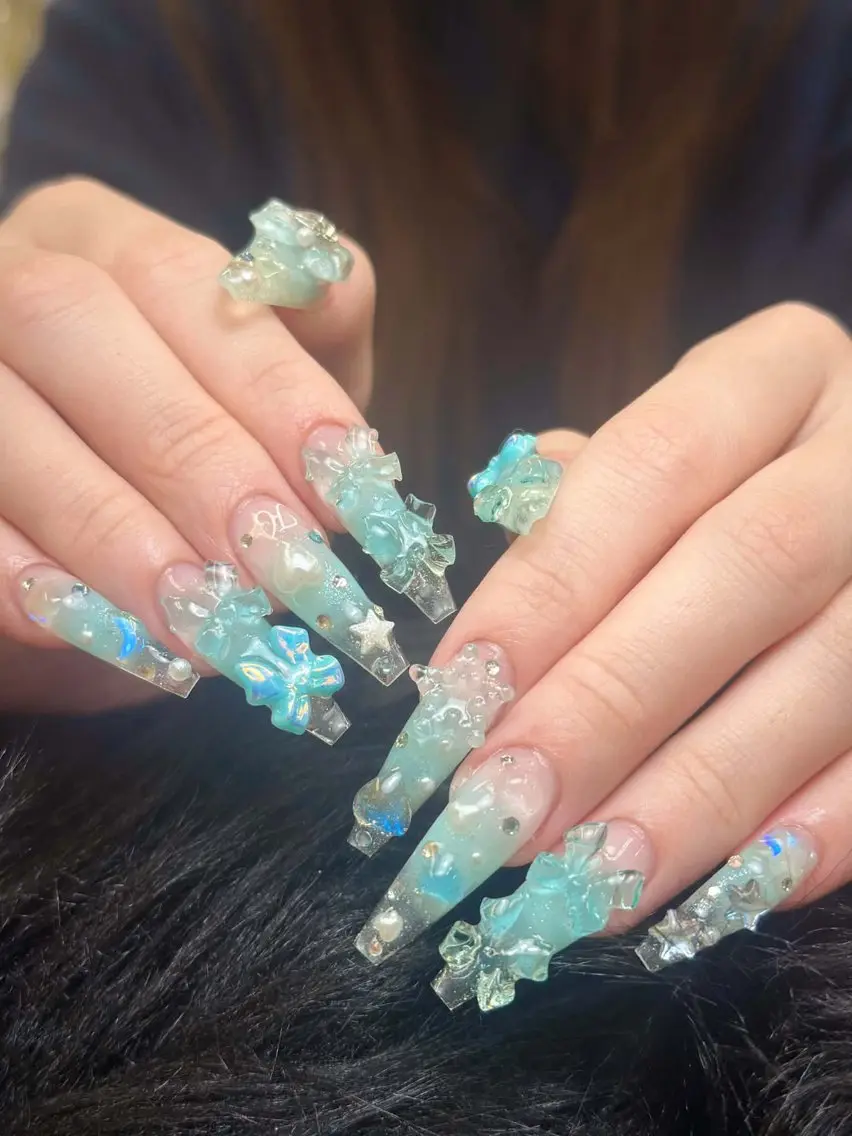 ネイル チークネイル ドット フレンチネイル グラデーション 韓国ネイル ハンドネイル Lisa Nail Salonのネイルデザイン