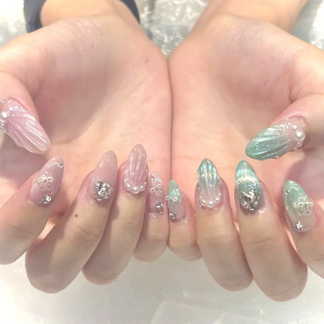 ネイル ハンドネイル 橋元 珠梨のネイルデザイン