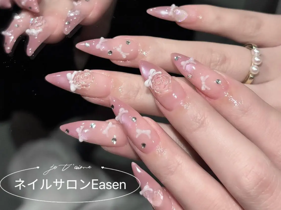 ネイル ネイルサロン Easenのネイルデザイン