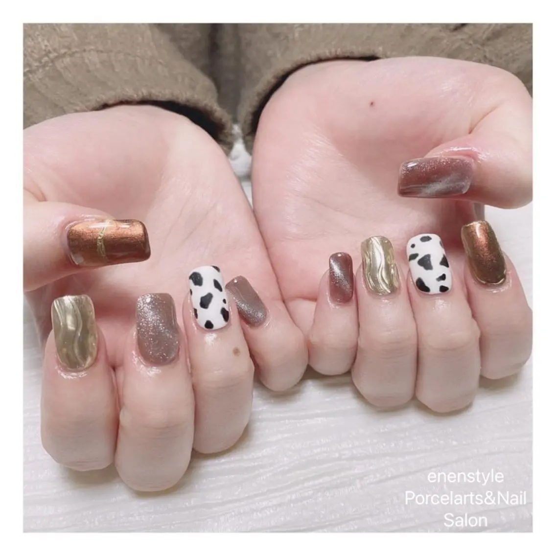 ミディアム ネイル ハンドネイル 🐾enen style 🐾のネイルデザイン