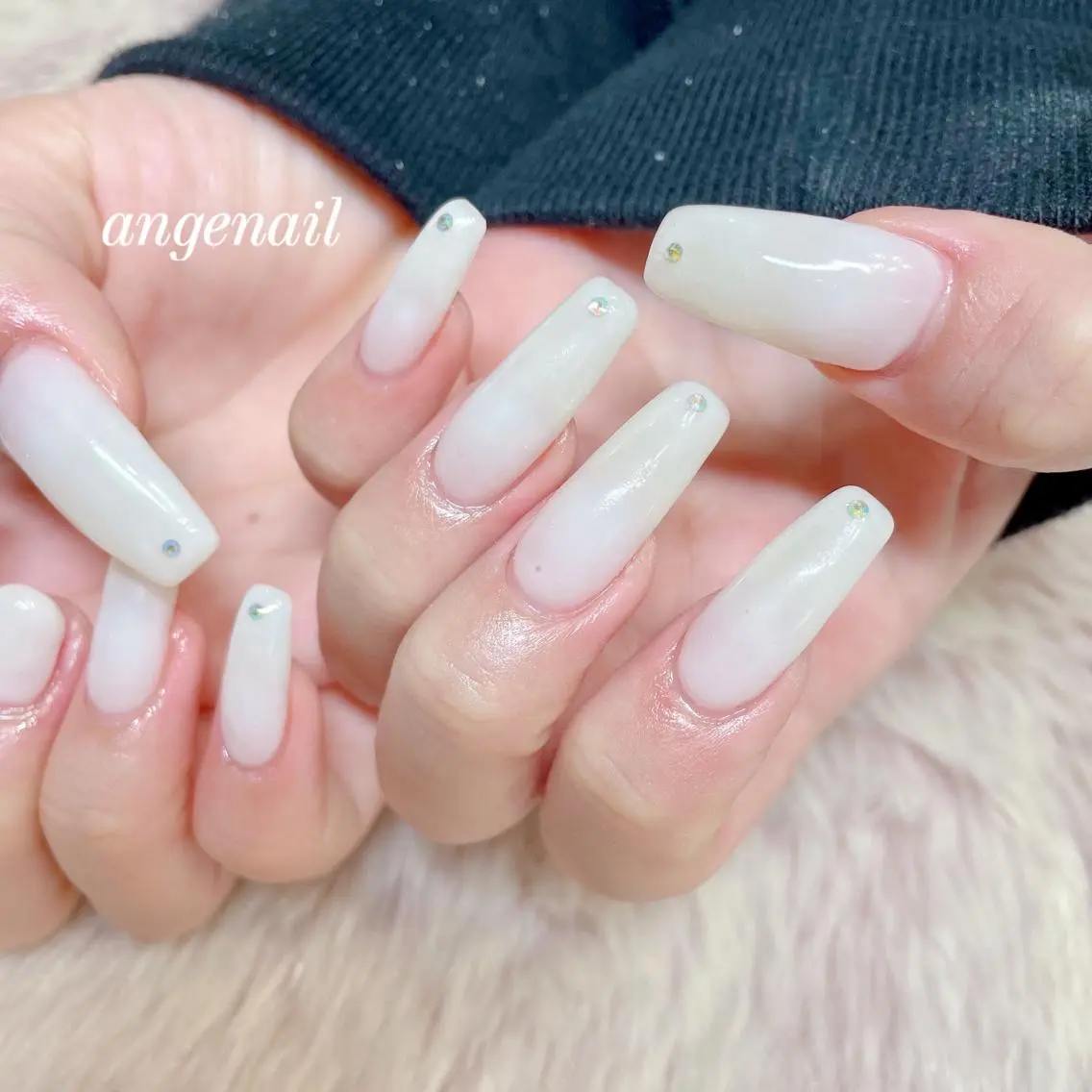ネイル ハンドネイル オーナーネイリスト MAKIのネイルデザイン