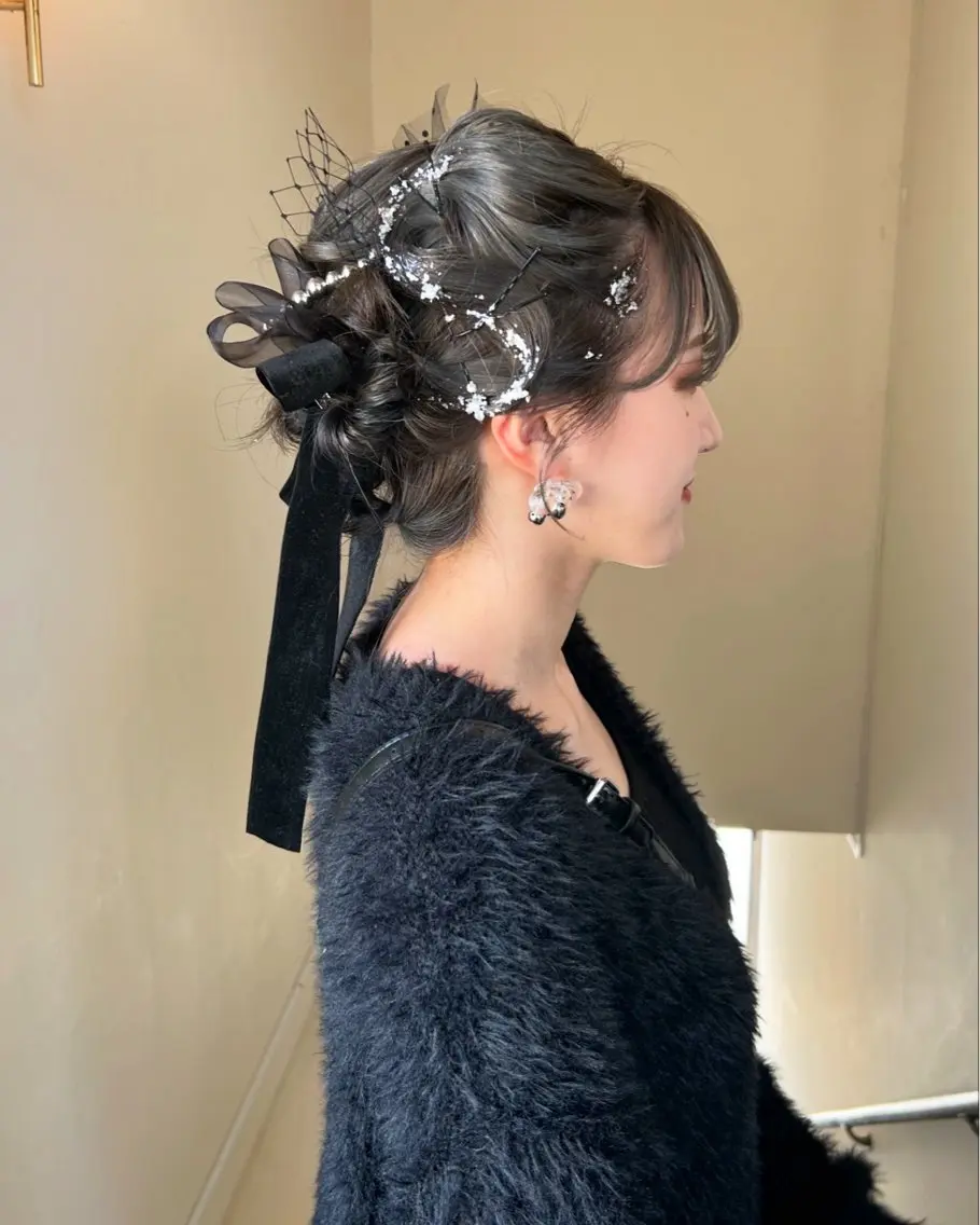 ミディアム ヘアアレンジ Tei /ileのヘアスタイル