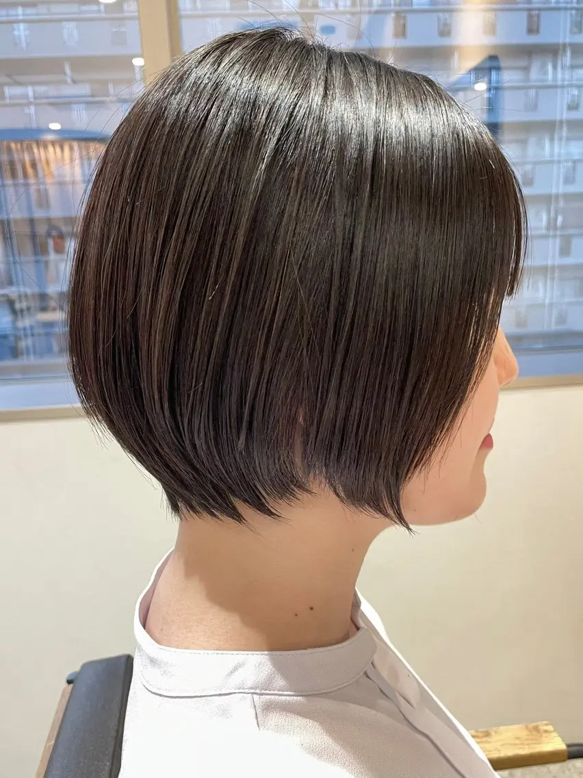 ショート カット 縮毛矯正 トリートメント 🌟透明感カラー× 小顔カット いっせいのヘアスタイル