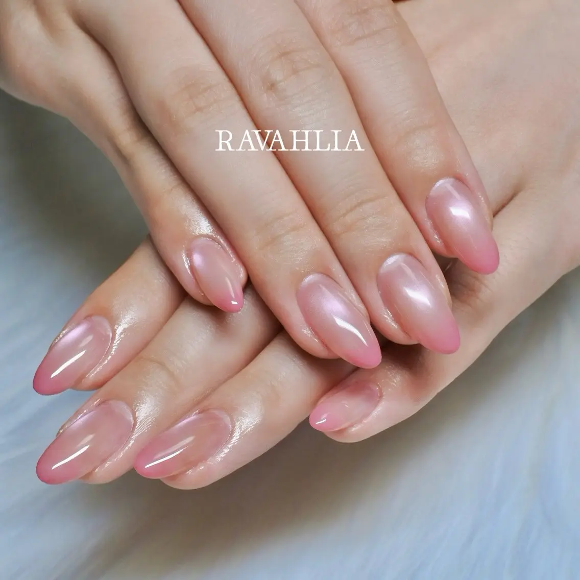 ネイル ハンドネイル nail room RAVAHLIAのネイルデザイン