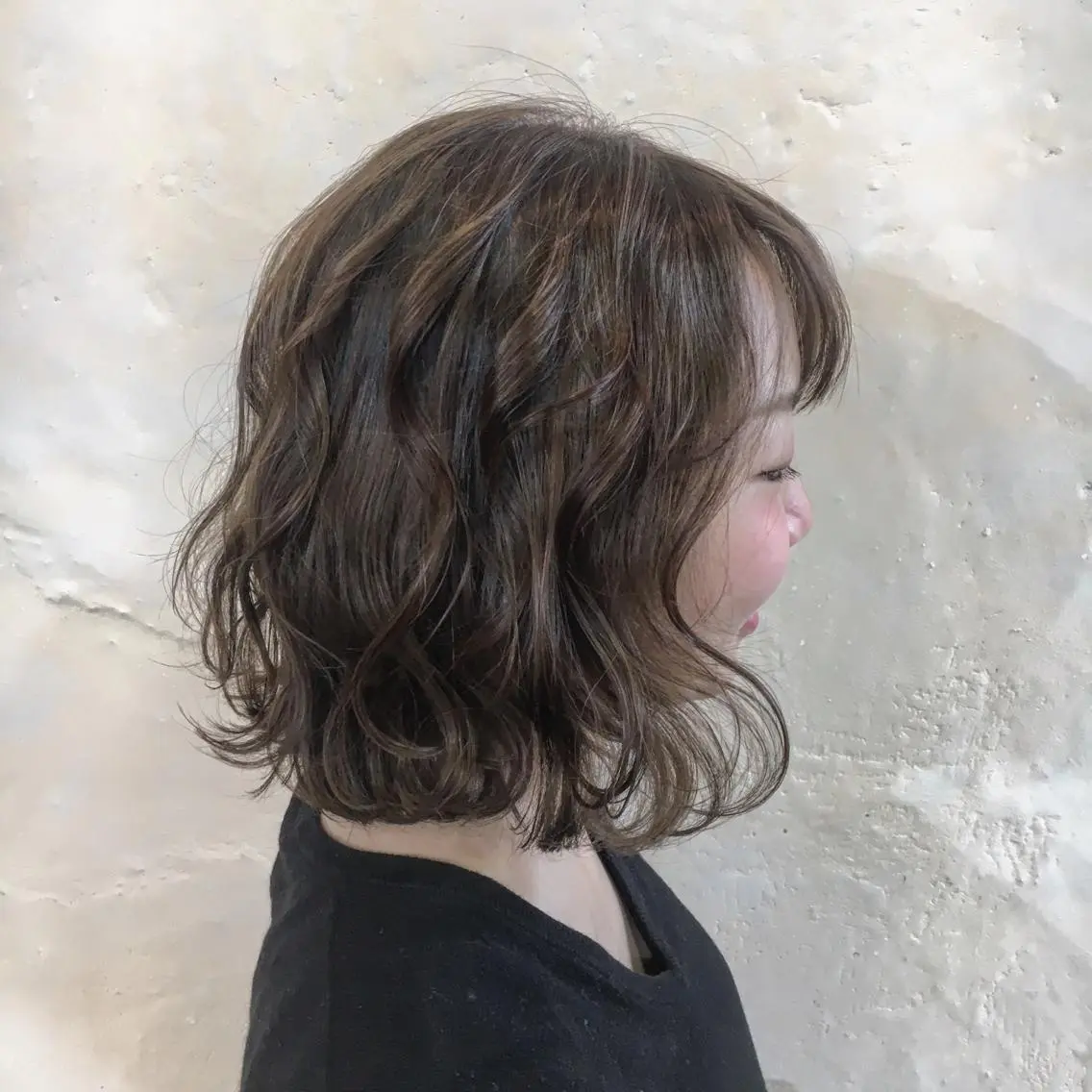 ミディアム 角床直哉 カラーカットNO 1のヘアスタイル