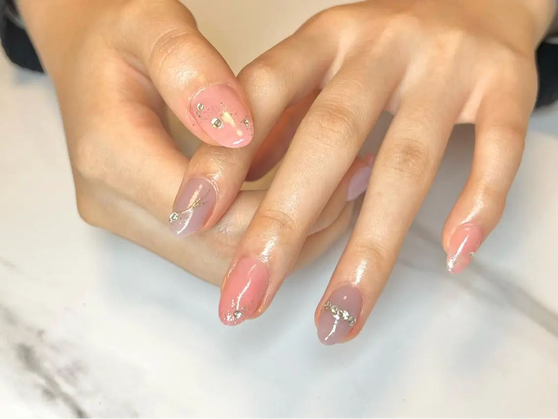 ロング ネイリスト シンのネイルデザイン
