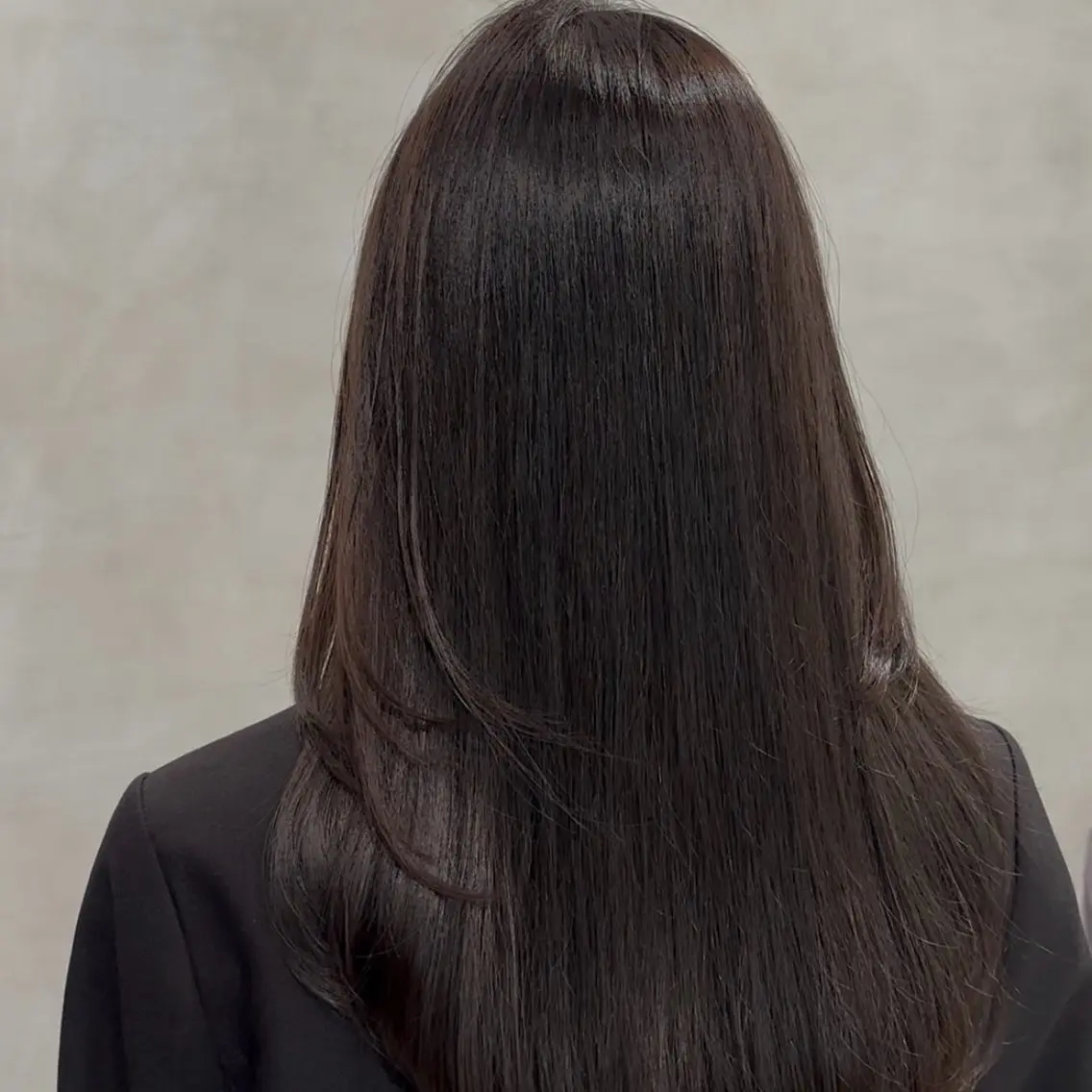 ロング カラー グレージュ オリーブグレージュ オリーブグレー 似合わせカット ヘアカラー 艶カラー✨️縮毛矯正 ×耳ツボ💠mamiのヘアスタイル