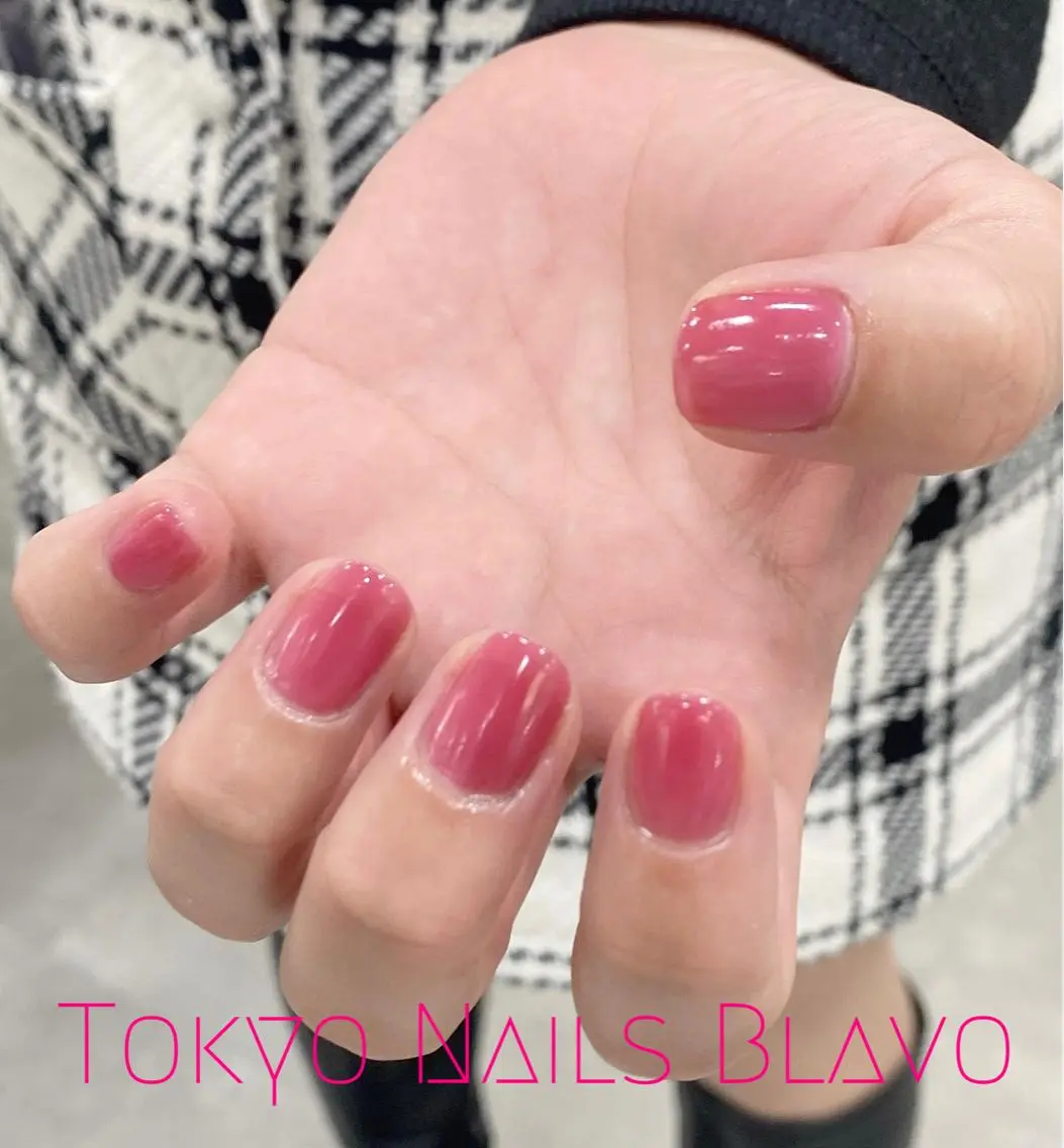 ネイル ワンカラーネイル T.N.B 山本陽子のネイルデザイン