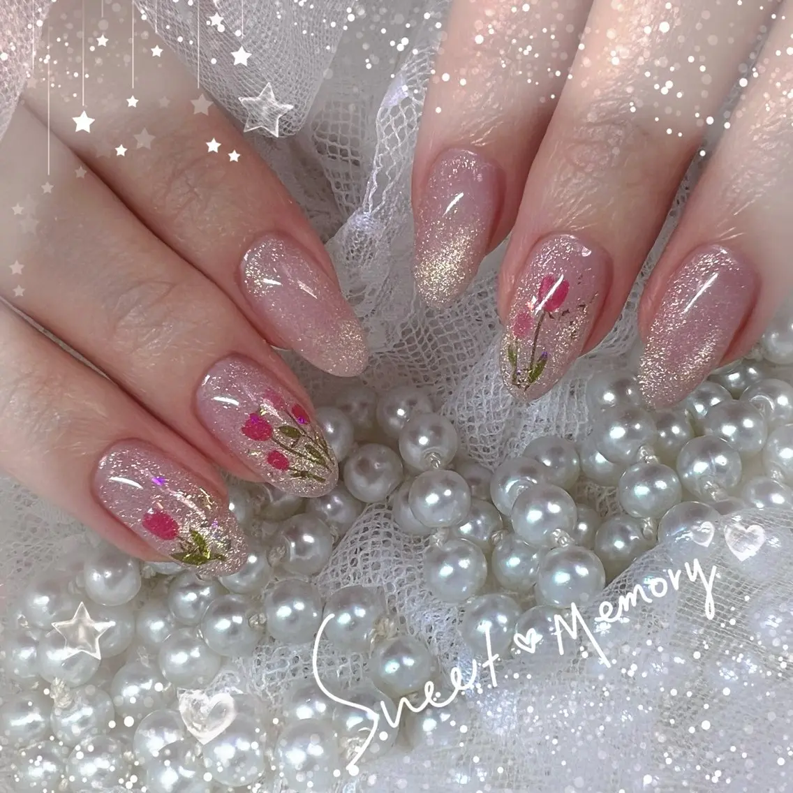 ネイル チークネイル フレンチネイル ガーリー ガラスフレンチ グラデーション ハンドネイル Chill Nailsalonのネイルデザイン