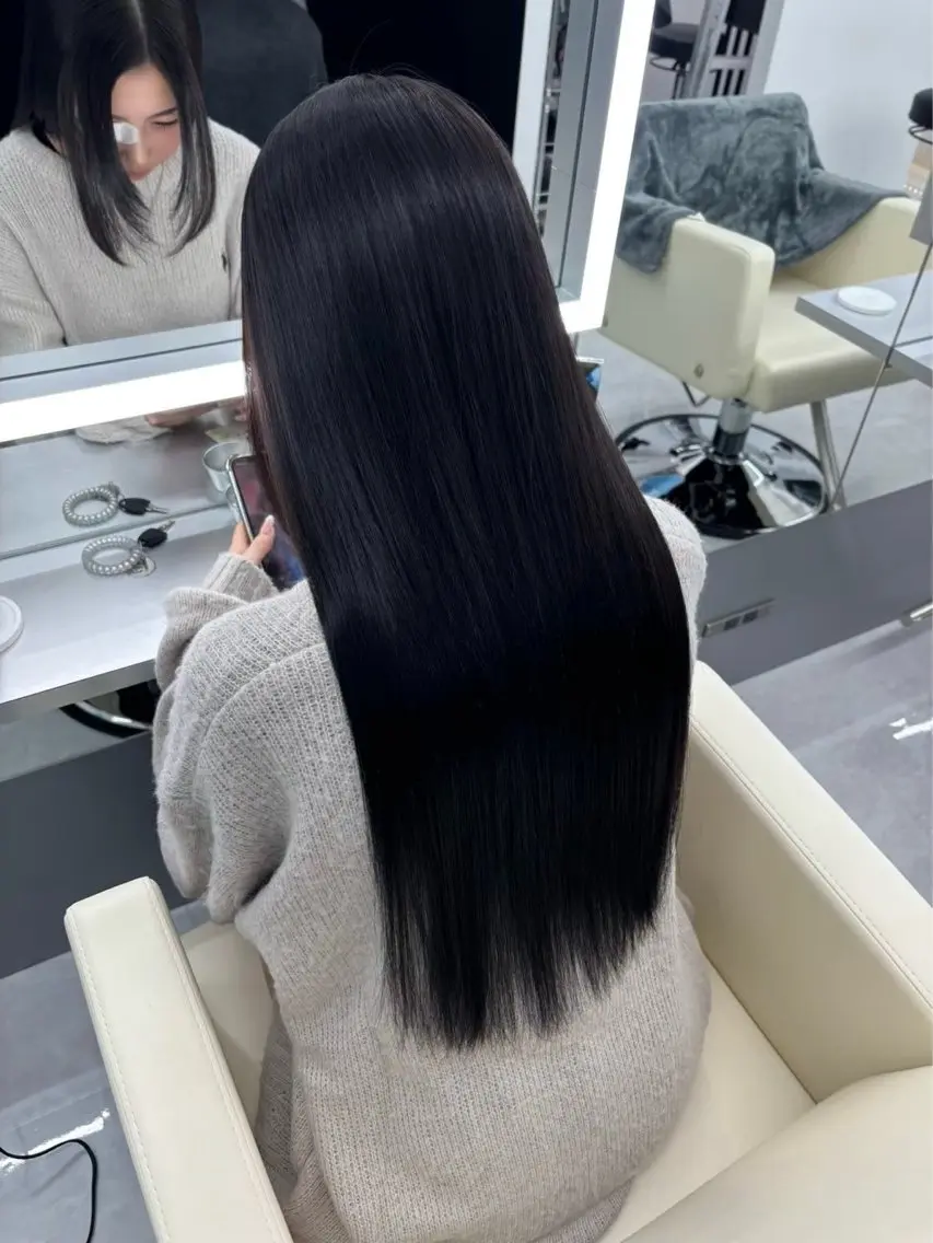 ロング カラー トリートメント TACE AYANOのヘアスタイル