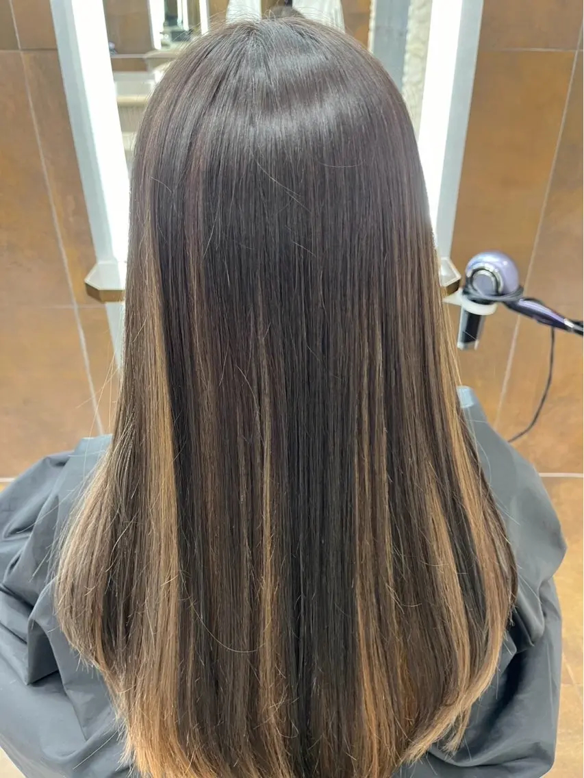 カラー 🍒おかむら なみ🍒のヘアスタイル