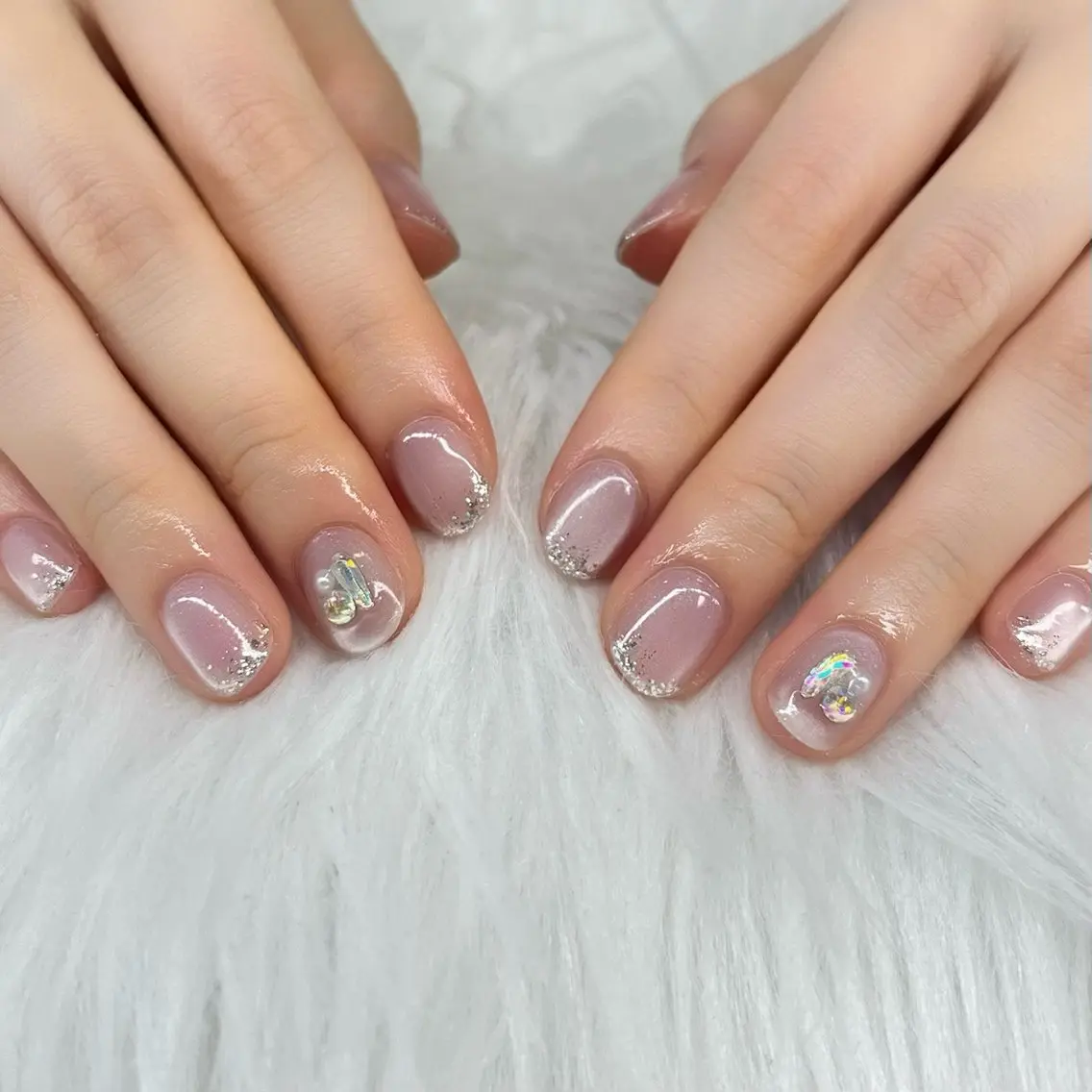 ネイル ハンドネイル VIERU YURIのネイルデザイン
