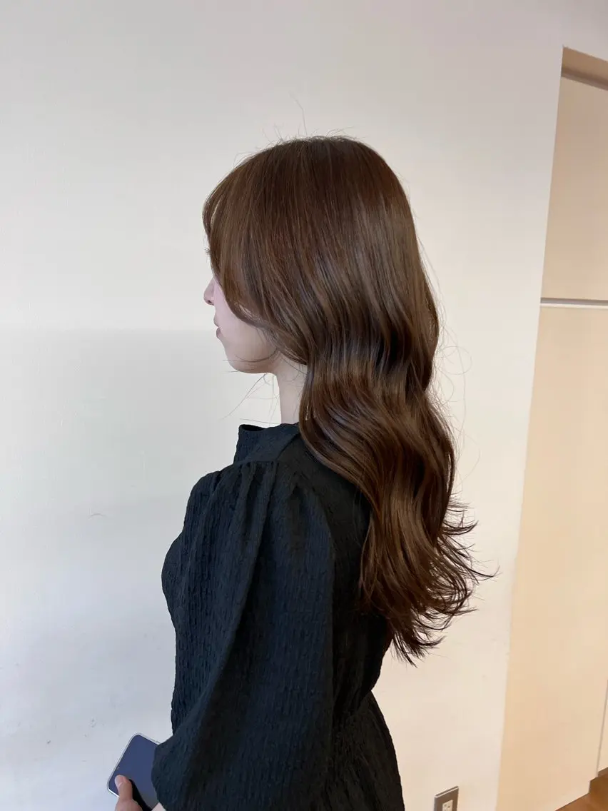 ロング カラー ベージュカラー オリーブベージュ 🎀渡部 凜花/髪質 改善/艶髪🎀のヘアスタイル