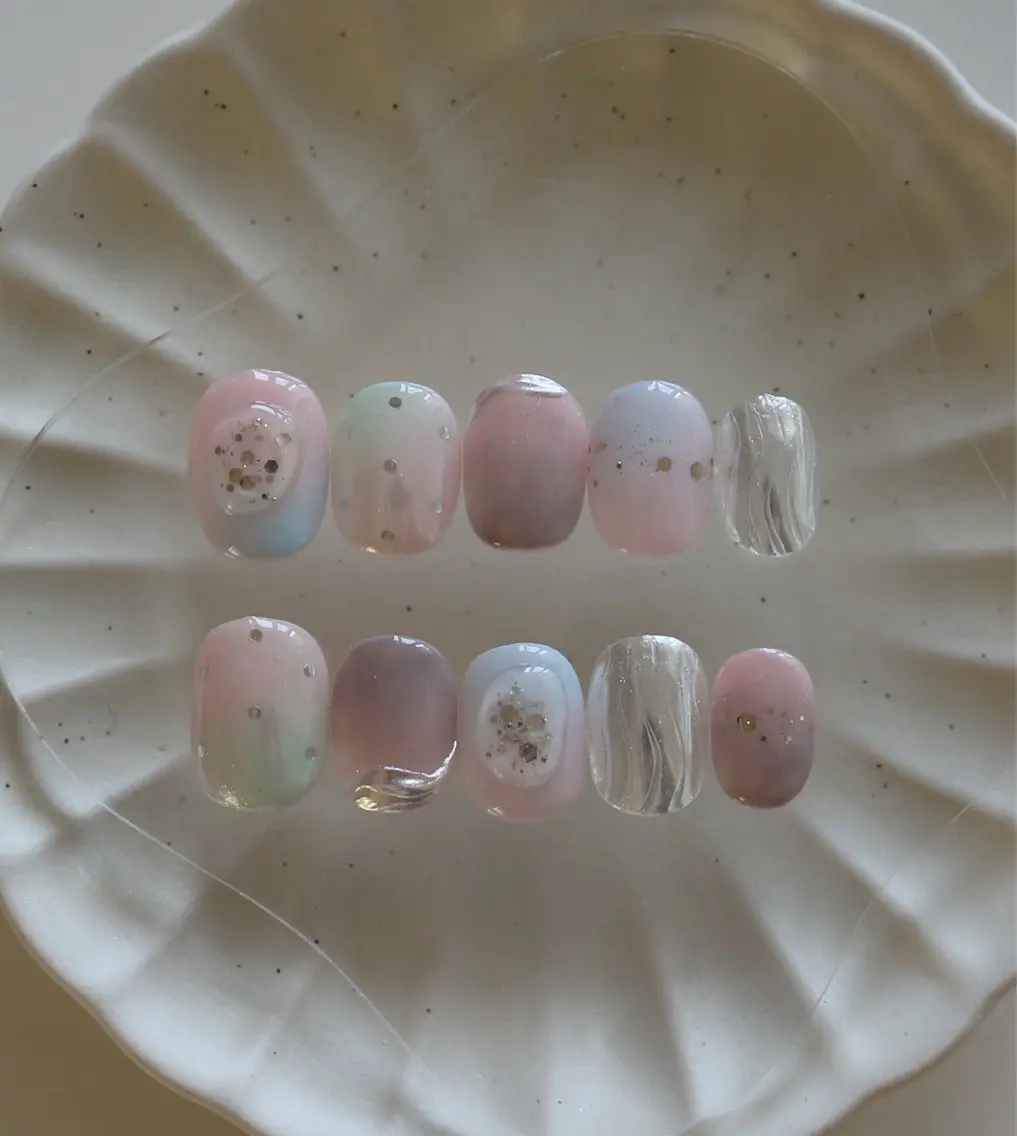 ネイル キラキラネイル ミラーネイル ニュアンスネイル パステルネイル 夏ネイル ハンドネイル Baku Nailsのネイルデザイン