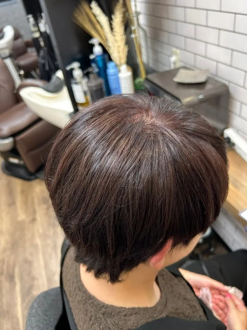 カラー 牛尾 友雅のヘアスタイル