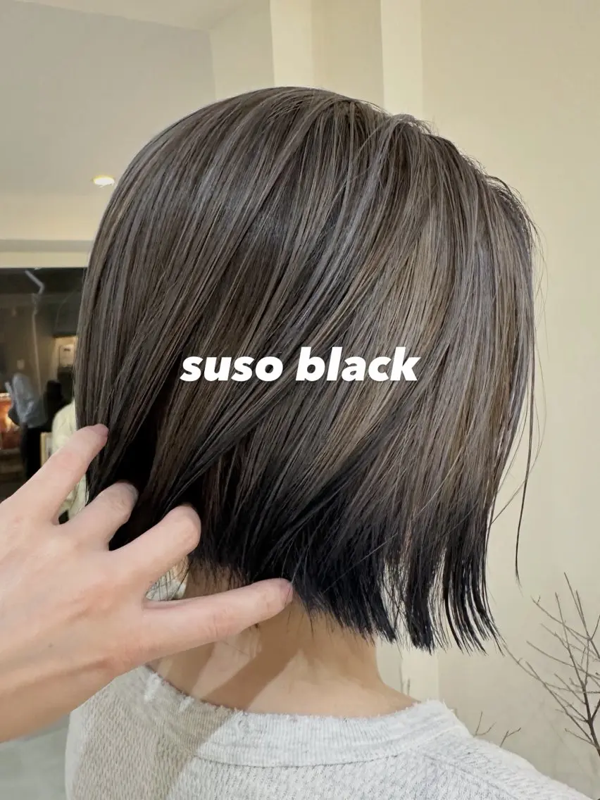 ショート カラー 黒髪 デザインカラー グレージュ ボブ 銀座/レイヤー ハイライト/MAMIのヘアスタイル
