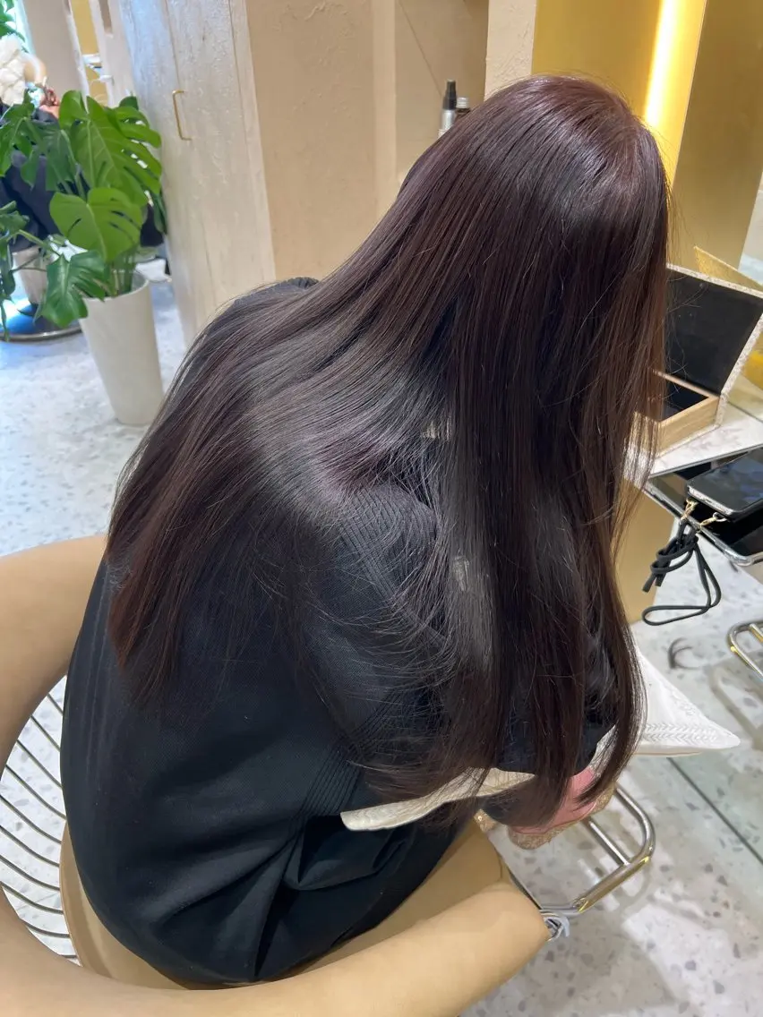 ミディアム カット 代表山口ひな 髪質改善のプロのヘアスタイル
