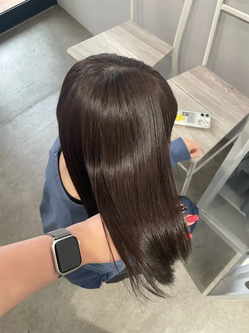 ミディアム カット ヘアカラー トリートメント REINA ISHIDOのヘアスタイル