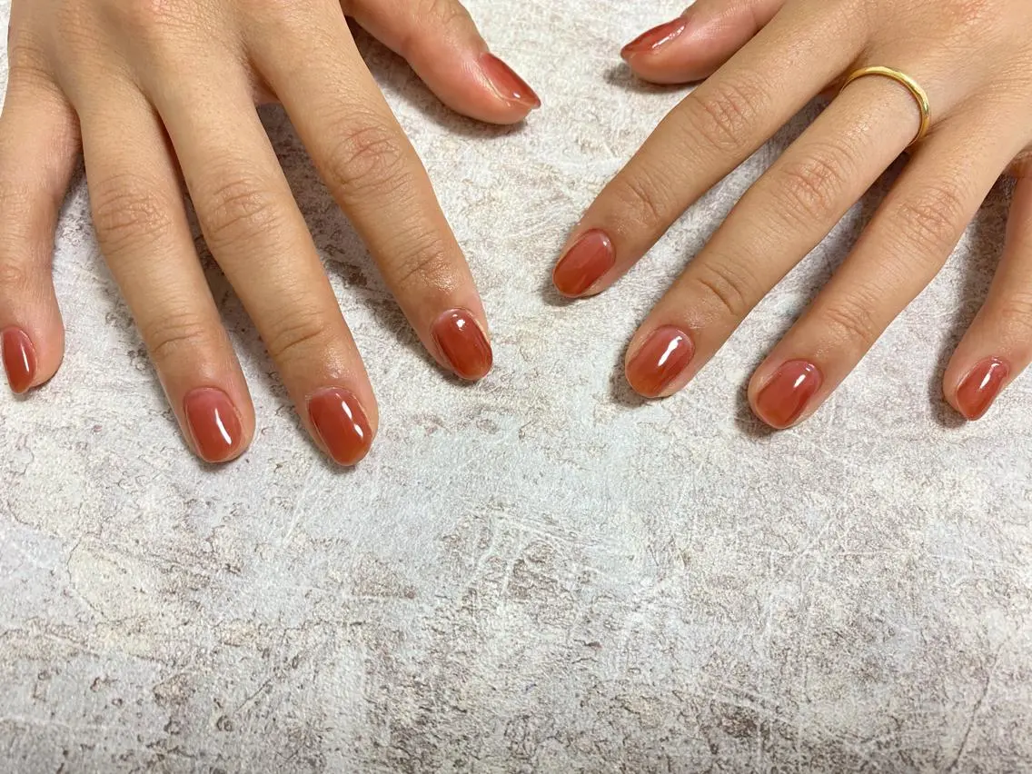 ネイル ワンカラーネイル ハンドネイル mogunail &blowのネイルデザイン