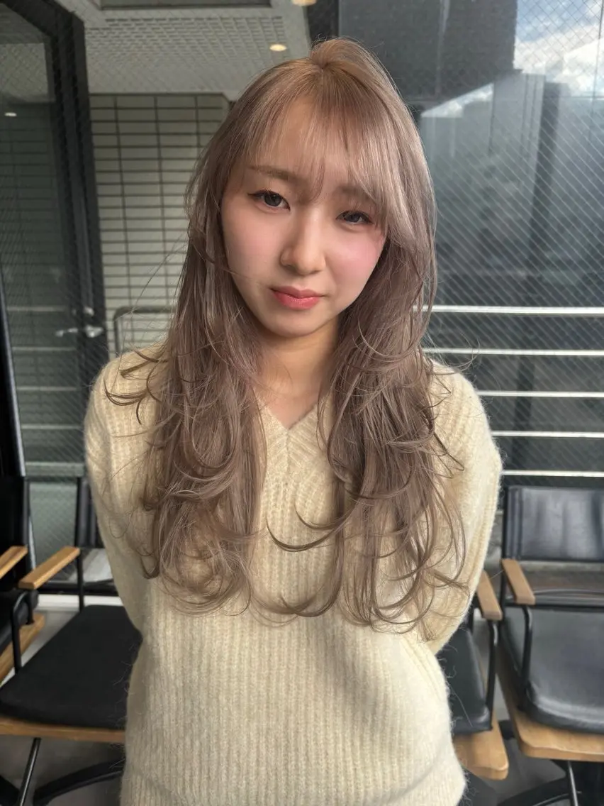ロング 横田 凜子~yaanのヘアスタイル