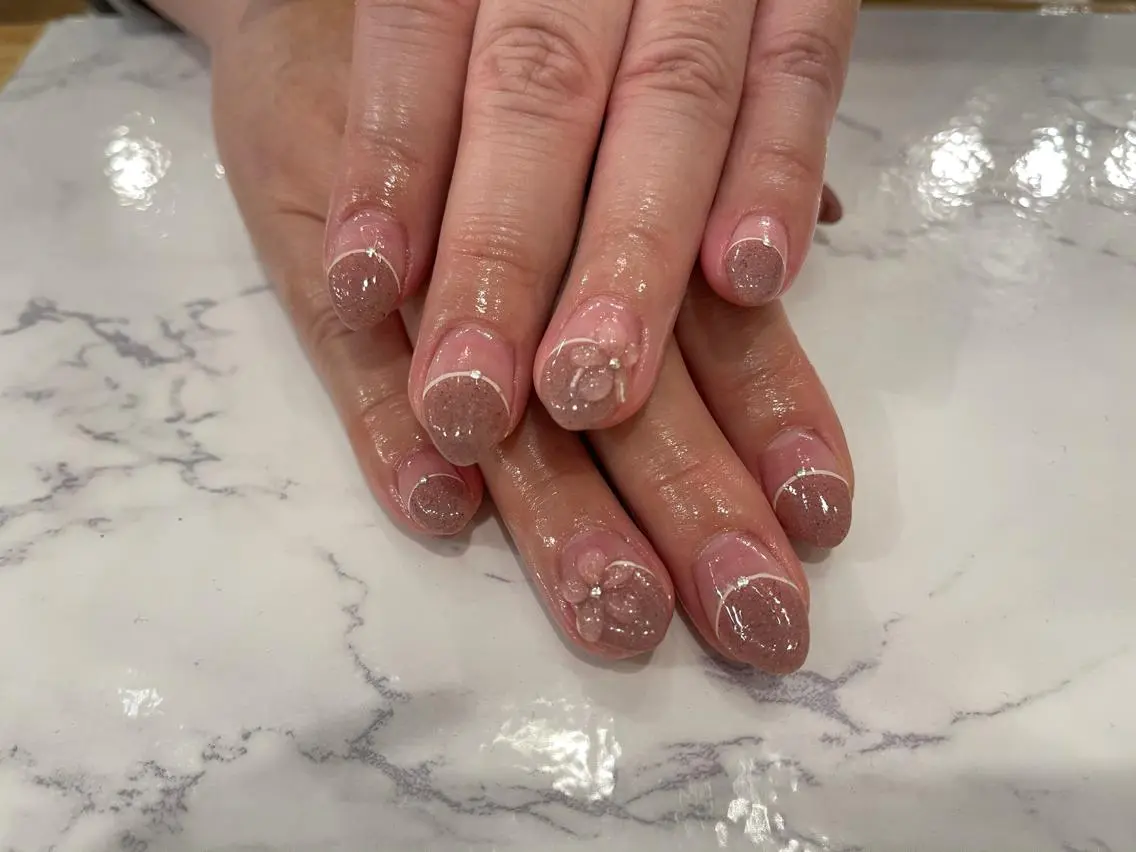 ネイル ハンドネイル NAIL Alaia SHIORIのネイルデザイン