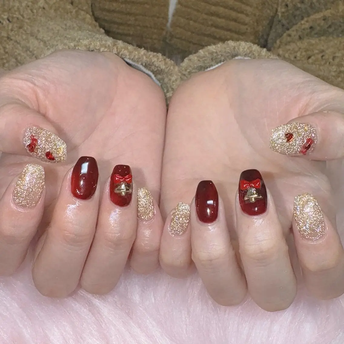 ネイル 冬ネイル クリスマス RIEKO🍒 ワンホン♡推しネイルのネイルデザイン