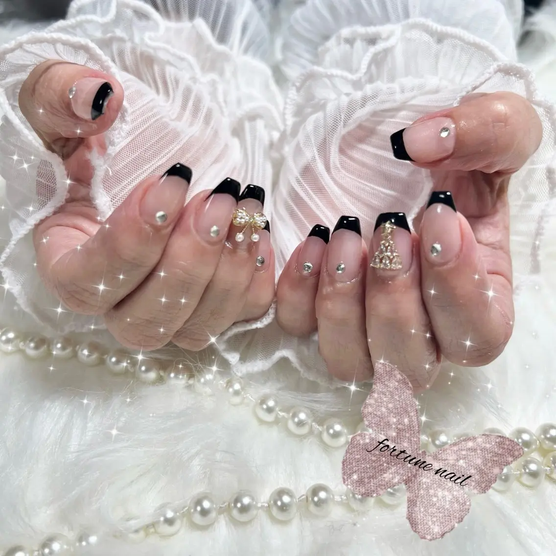 ネイル フレンチネイル 冬ネイル クリスマス 💜✩.* Yuuna💜のネイルデザイン