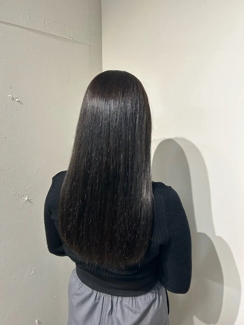 カラー Snug,Hair 愛美海(あみか)のヘアスタイル