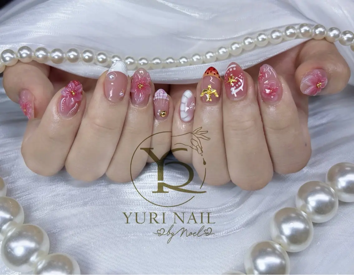 ネイル ハンドネイル フットネイル ハンドケア YURI Nail NARITAのネイルデザイン
