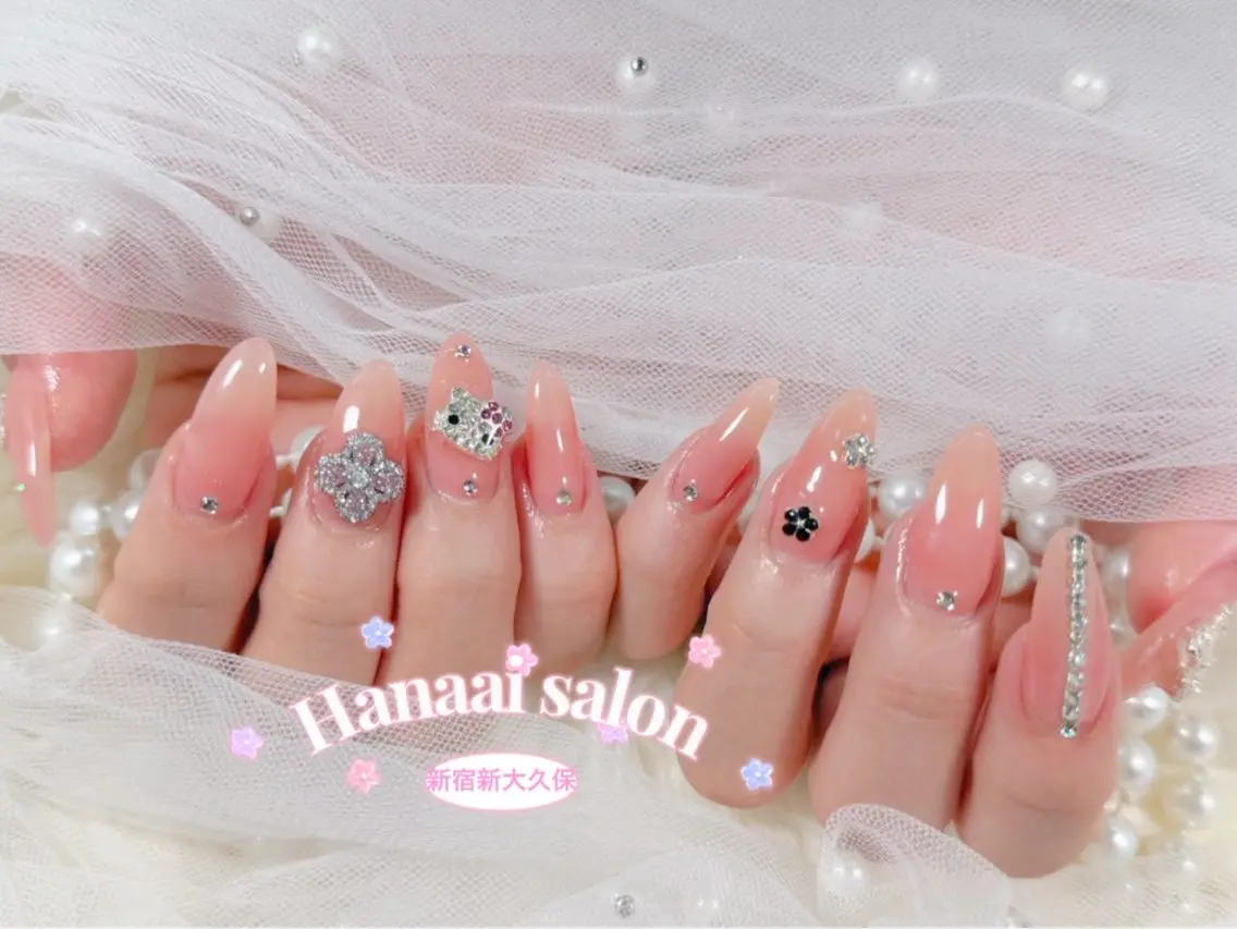 ネイル Hanaai 新大久保店　あすかのネイルデザイン