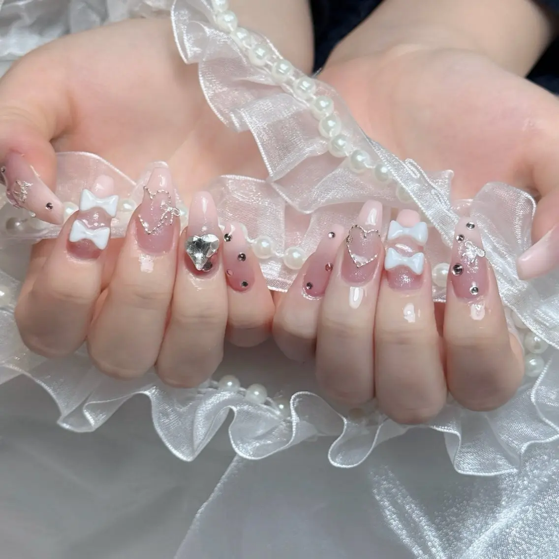 ネイル フットネイル フレンチネイル グラデーション 韓国ネイル ロングネイル ハンドネイル HOT Nail Salonのネイルデザイン