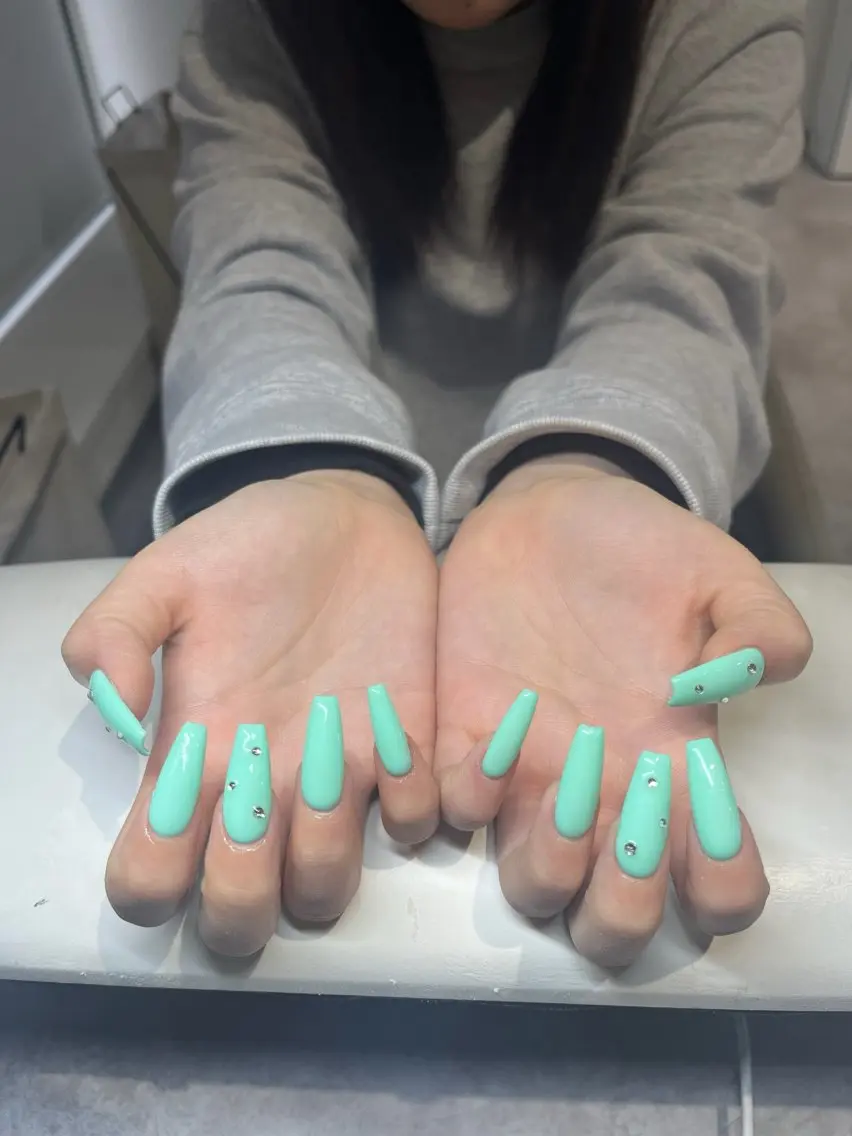 ネイル ハンドネイル IROHA nail Ami🐊🎀のネイルデザイン