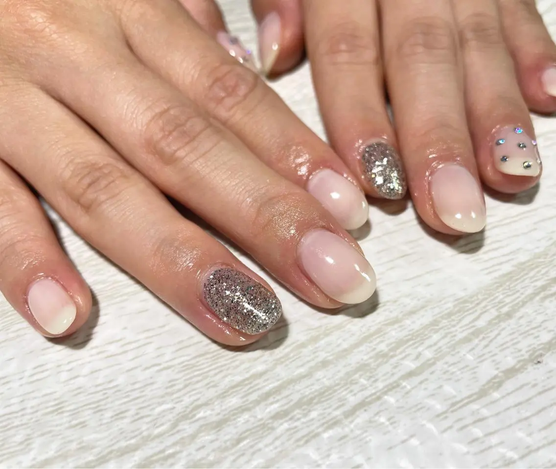ネイル ハンドネイル Ulu Nail 🌱MOMOKAのネイルデザイン